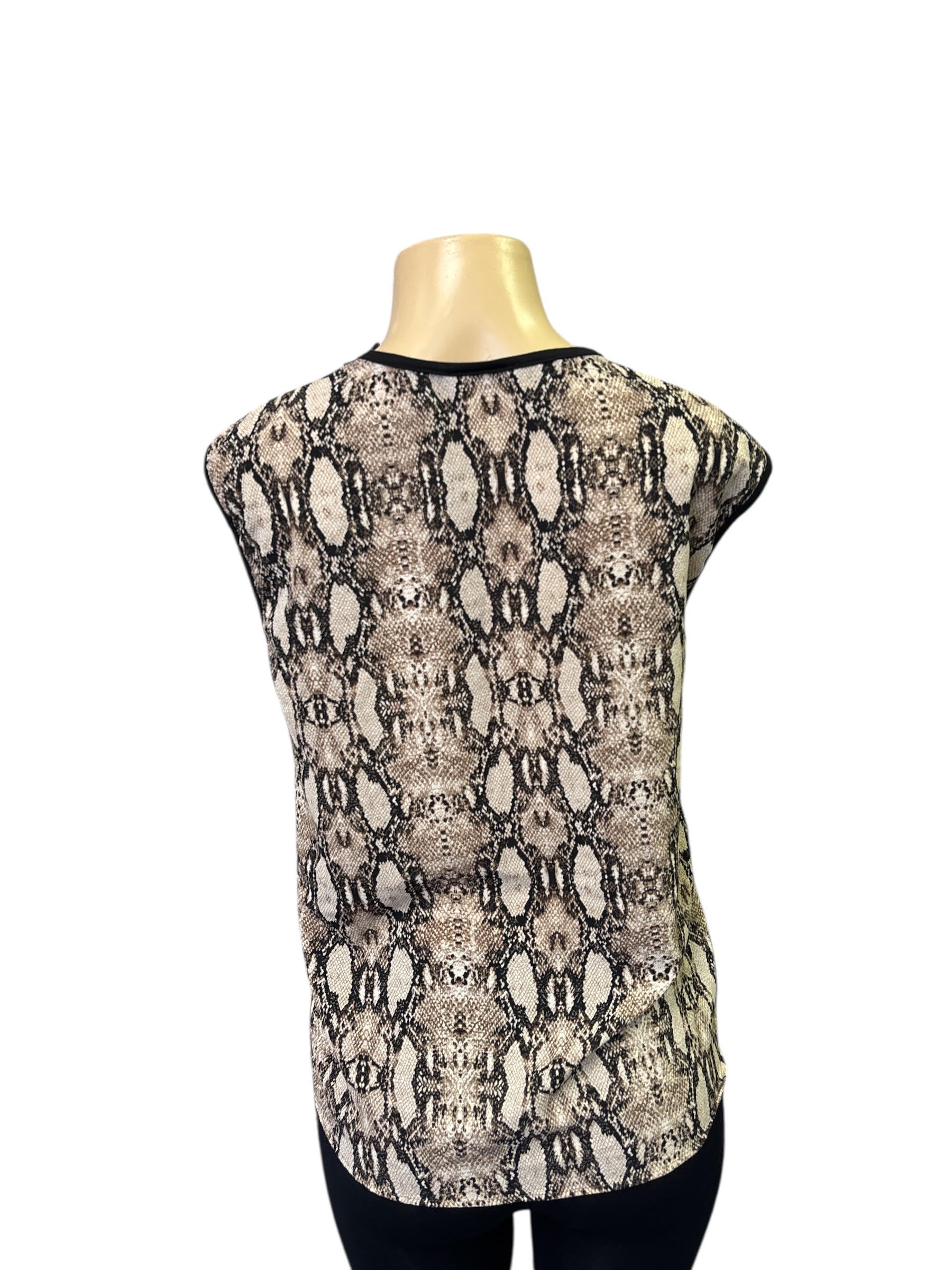 Chic Snakeskin Print V-Neck Sleeveless Blouse