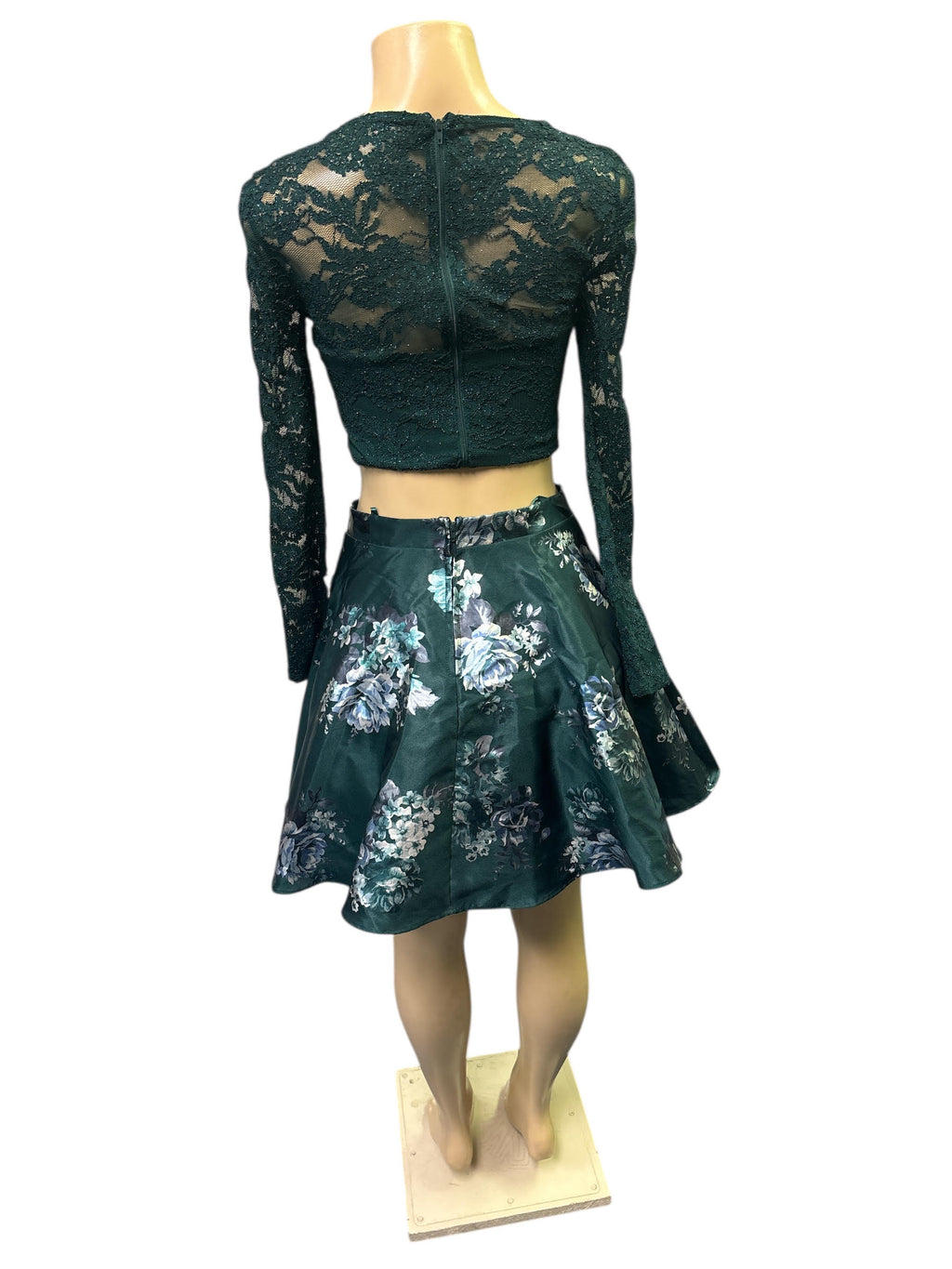 Elegant Dark Green Lace & Floral Two-Piece Set